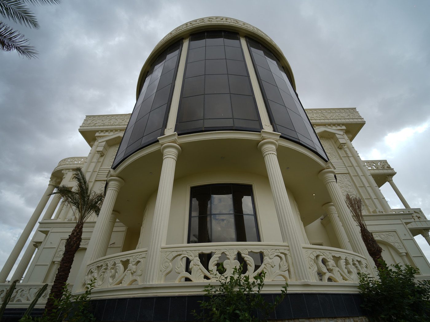 The Medieval Mansion — Konut